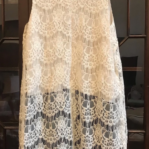 NWT Lace and Satin Astr sleeveless Dress - Picture 5 of 12